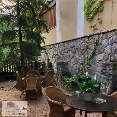 Rural El Jardin De La Hilaria Valsain