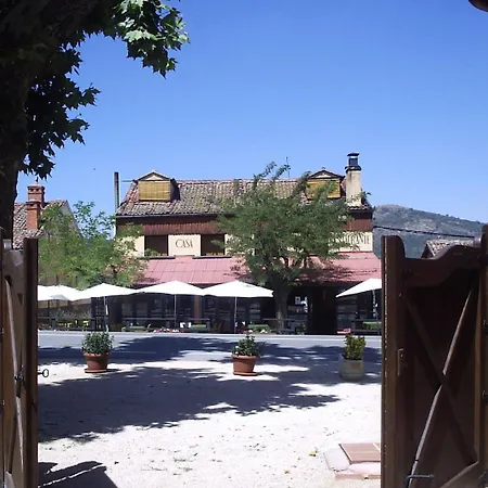 호텔 Rural El Jardin De La Hilaria Valsain